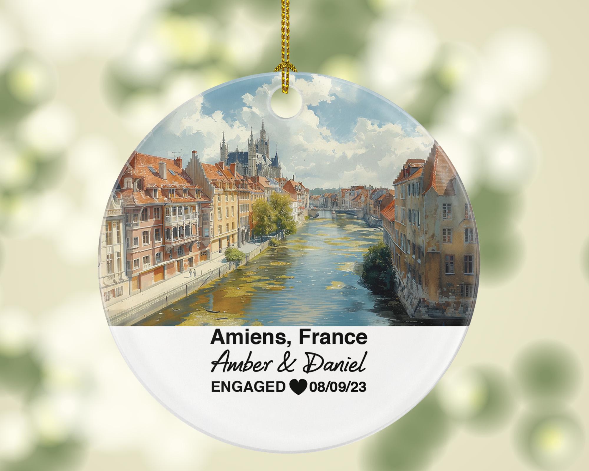 Personalized Amiens France Christmas Ornament, Notre-Dame Cathedral, Mr & Mrs Wedding, Engagement, or Honeymoon Keepsake for Couples