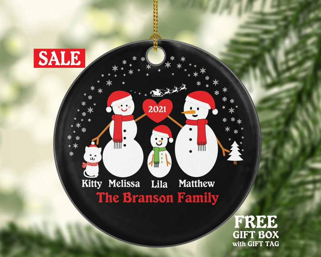 Personalized Family of 3 Ornaments with Cat Pet, Personalized Christmas Ornament, 3 snowmen, Snowman Family Ornament, Family of 3 Ornament