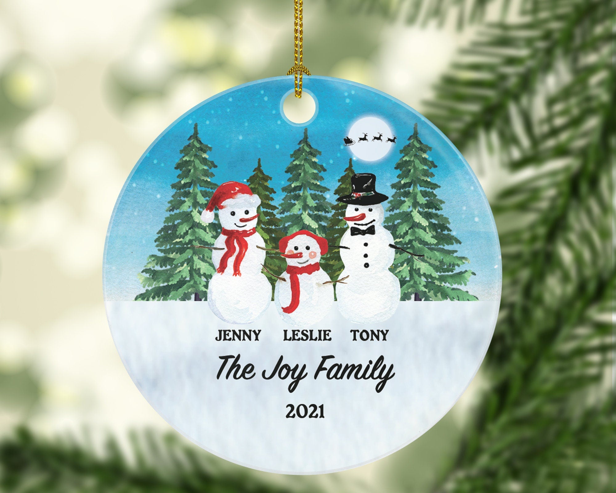 Snowmen Family of 3 Personalized Ornament - First Christmas New Baby Girl Boy Parents Mother Father Mom Dad Gift Kid Child Gift