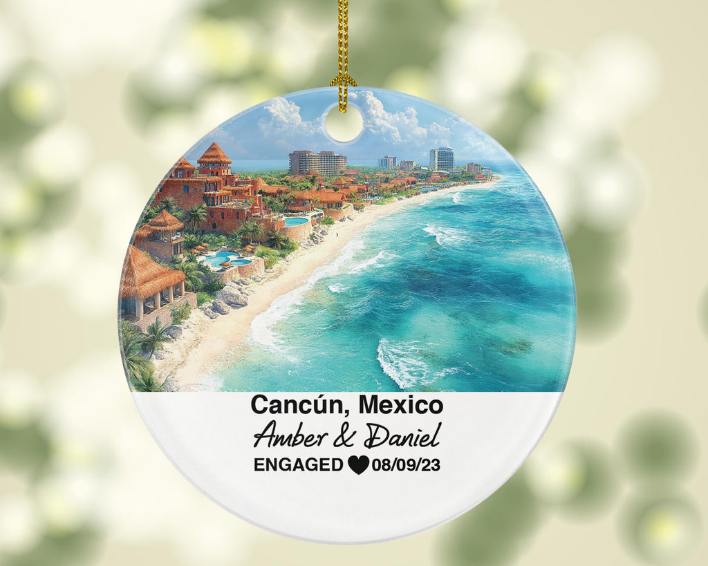 Cancún Mexico Round Ceramic Christmas Ornament – Personalized Holiday Keepsake, Custom Couple Gift for Wedding or Honeymoon
