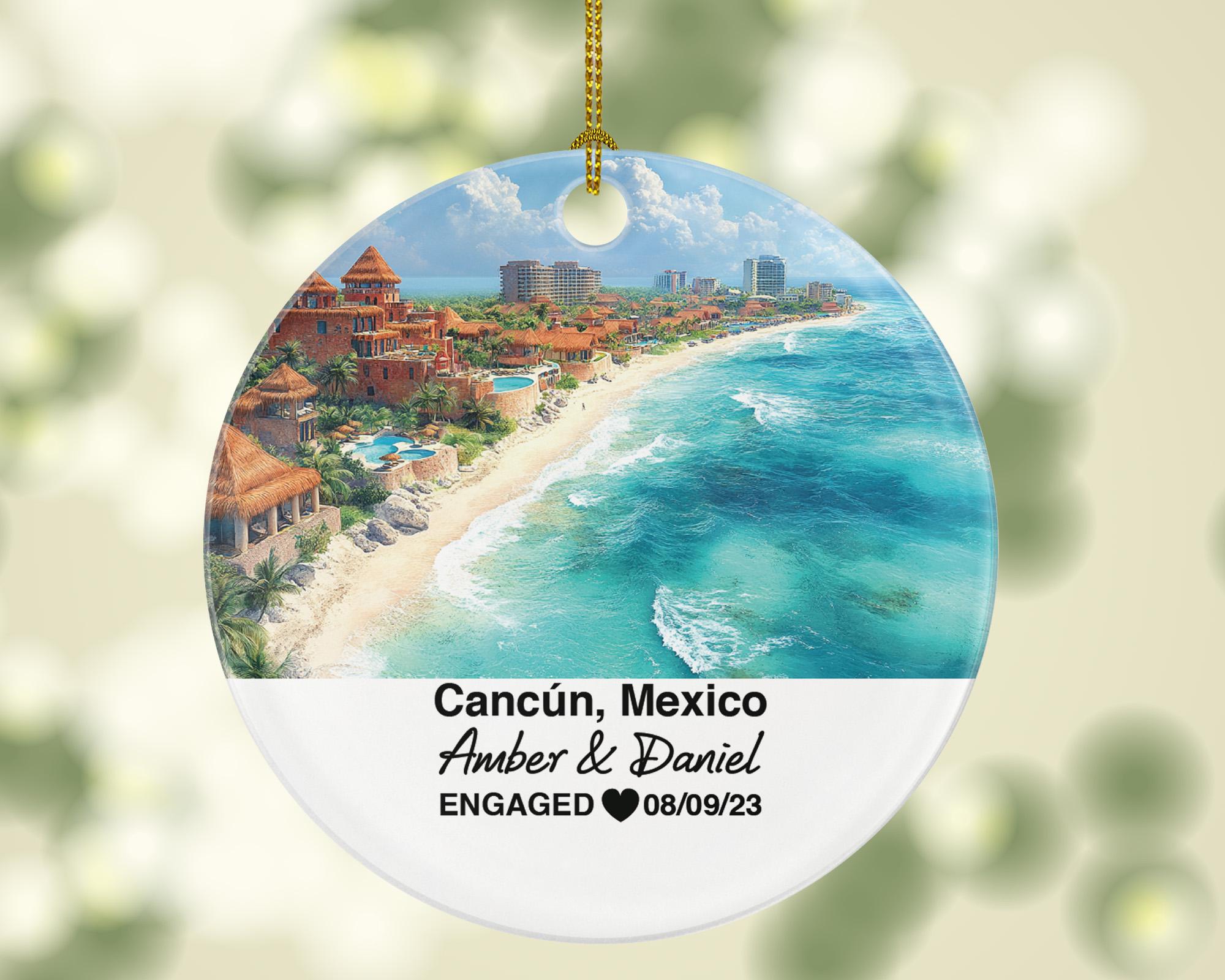 Cancún Mexico Round Ceramic Christmas Ornament – Personalized Holiday Keepsake, Custom Couple Gift for Wedding or Honeymoon