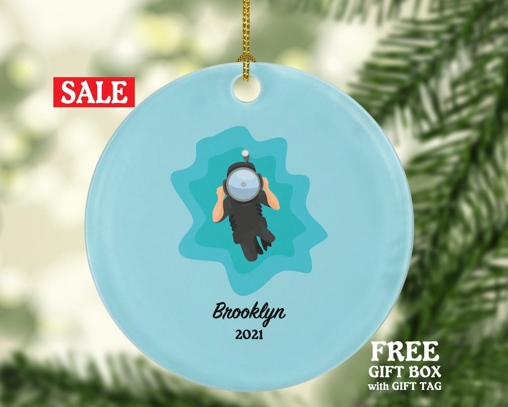 Underwater Photographer Christmas Ornament Personalized, Photography Lover Marine Life Scuba Diving Camera Custom Gift