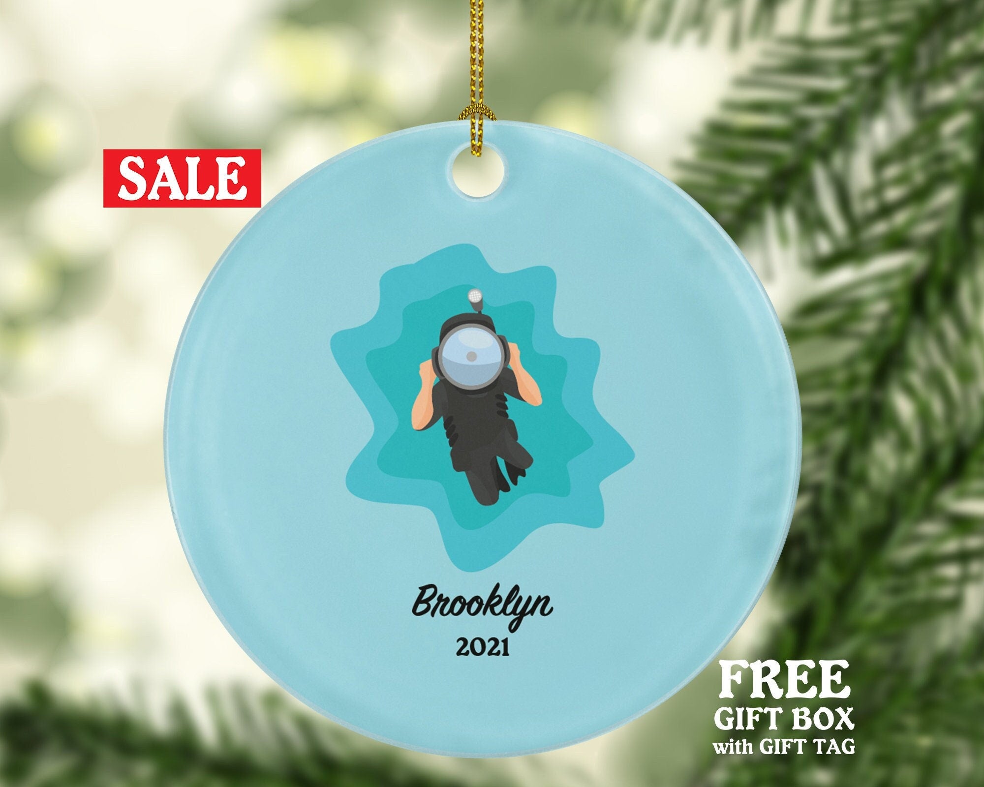 Underwater Photographer Christmas Ornament Personalized, Photography Lover Marine Life Scuba Diving Camera Custom Gift