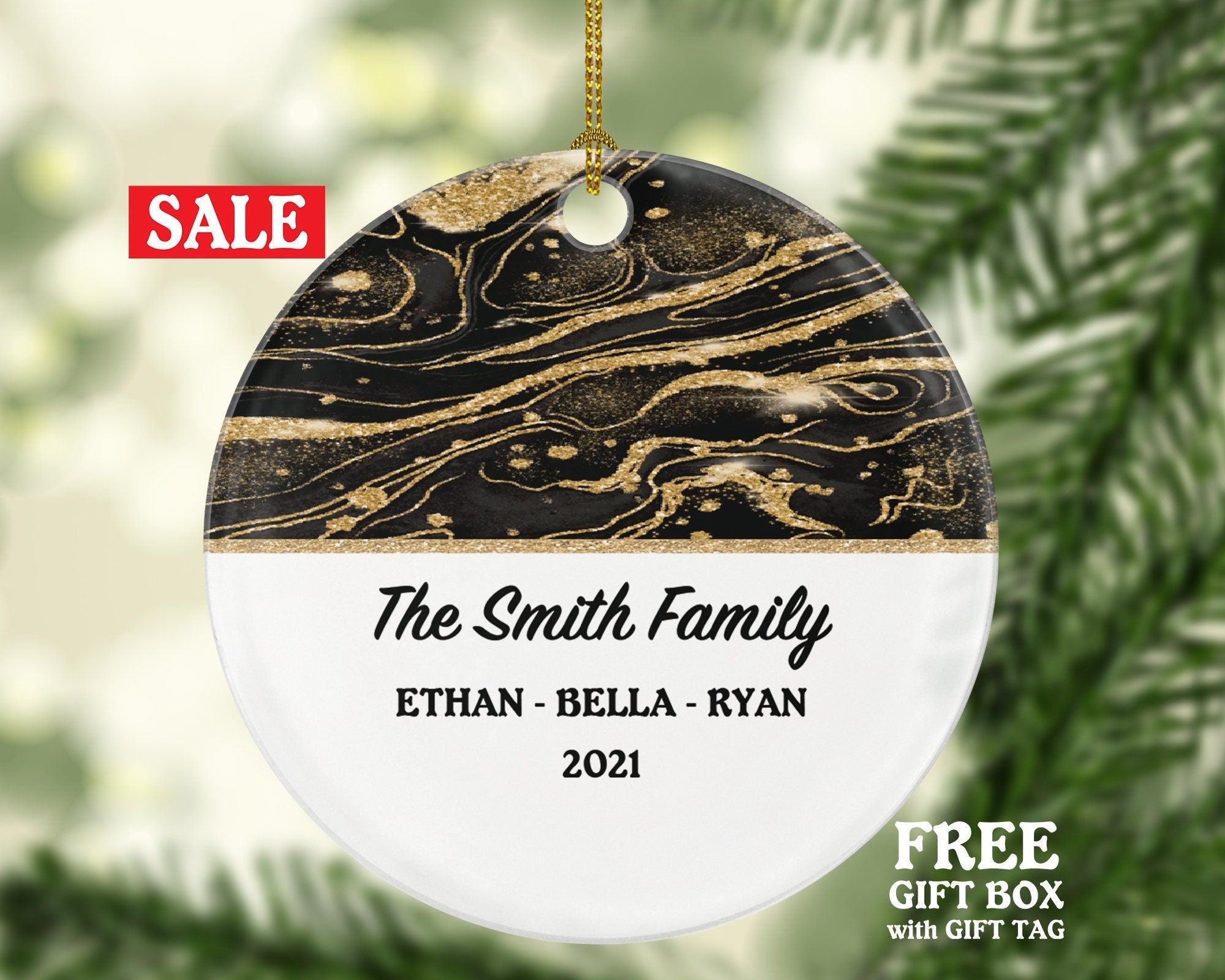 Christmas Family Ornament - Personalized Gift for Family of 2 3 4 5 6 - Custom Name Year Christmas Ornament