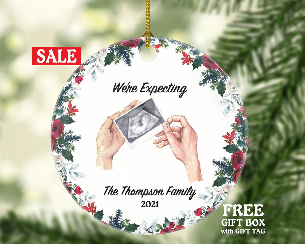 Personalized We're Expecting Christmas Ornament - Future Baby Pregnancy Announcement Gift - We are Expecting Present for Pregnant Mom Dad