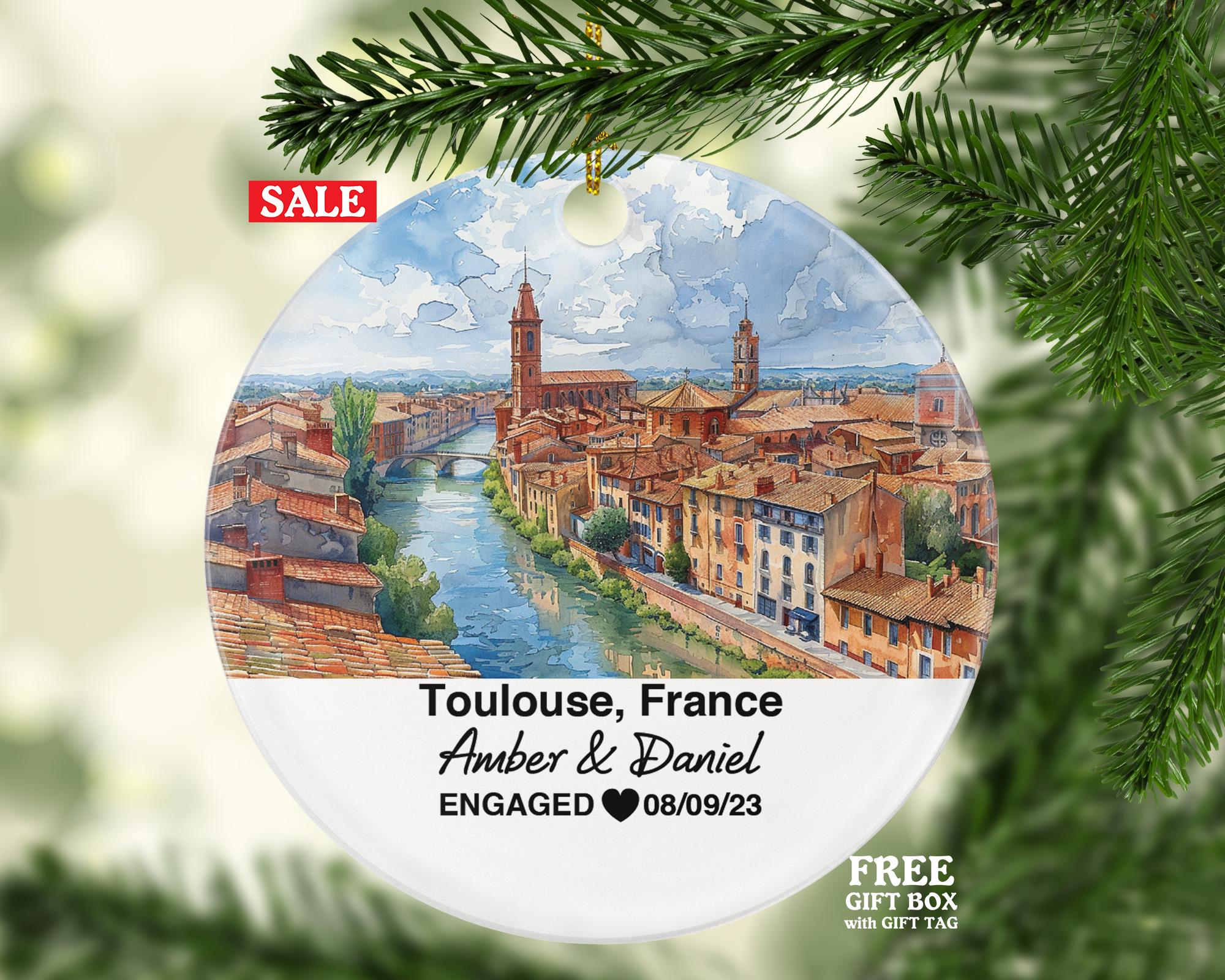 Personalized Toulouse France Round Ceramic Christmas Ornament – Personalized Holiday Keepsake, Custom Couple Gift for Wedding or Honeymoon